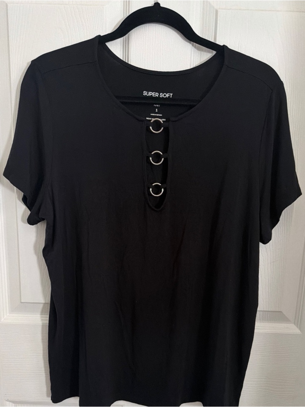 torrid Super Soft Women’s Black Ring-Detail Tee 1